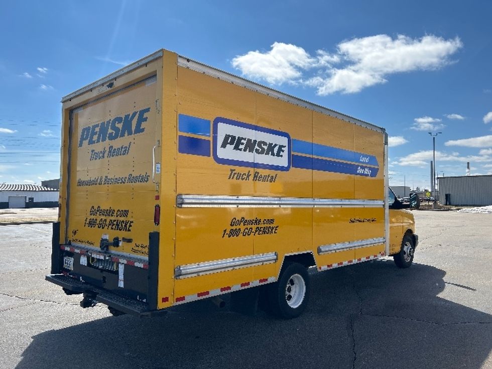 Light Duty Box Truck-Light and Medium Duty Trucks-GMC-2022-Savana G33903-Milwaukee-WI-78,551\n\t\tmiles-$ 30,750 - Image 13