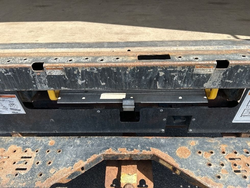 Light Duty Box Truck-Light and Medium Duty Trucks-GMC-2022-Savana G33903-Milwaukee-WI-78,841\n\t\tmiles-$ 30,750 - Image 10