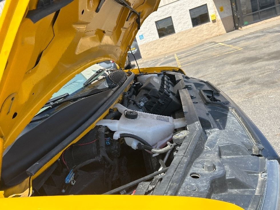 Light Duty Box Truck-Light and Medium Duty Trucks-GMC-2022-Savana G33903-Milwaukee-WI-78,841\n\t\tmiles-$ 30,750 - Image 23