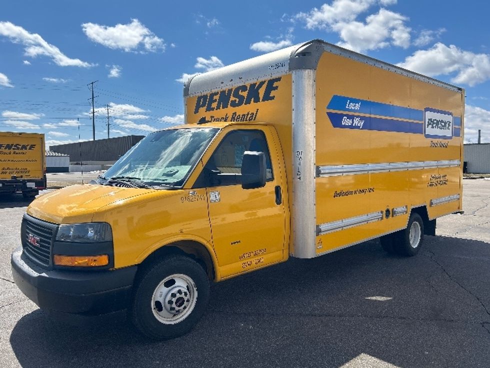 Light Duty Box Truck-Light and Medium Duty Trucks-GMC-2022-Savana G33903-Milwaukee-WI-78,841\n\t\tmiles-$ 30,750 - Image 3