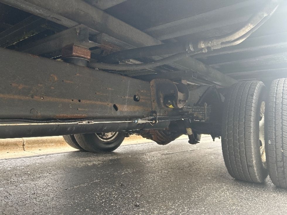 Light Duty Box Truck-Light and Medium Duty Trucks-GMC-2022-Savana G33903-Milwaukee-WI-94,919\n\t\tmiles-$ 29,000 - Image 5