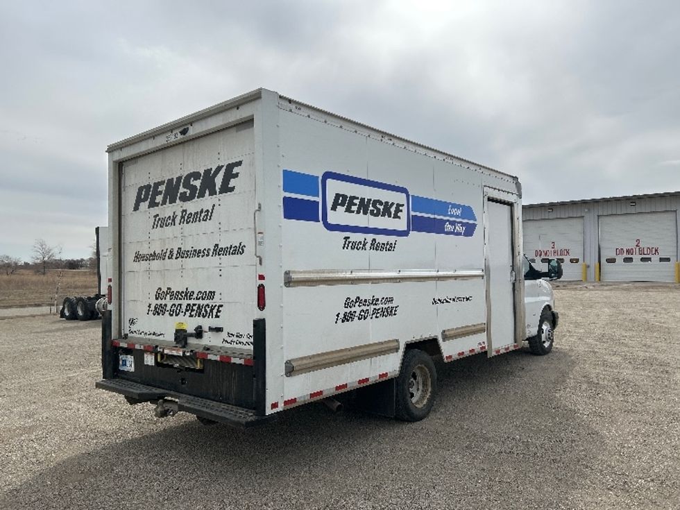 Light Duty Box Truck-Light and Medium Duty Trucks-GMC-2022-Savana G33903-Minot-ND-48,476\n\t\tmiles-$ 42,250 - Image 13