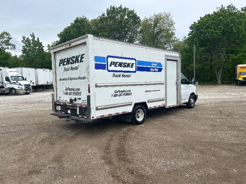 Light Duty Box Truck-Light and Medium Duty Trucks-GMC-2022-Savana G33903-Moberly-MO-104,060\n\t\tmiles-$ 33,250 - Image 12
