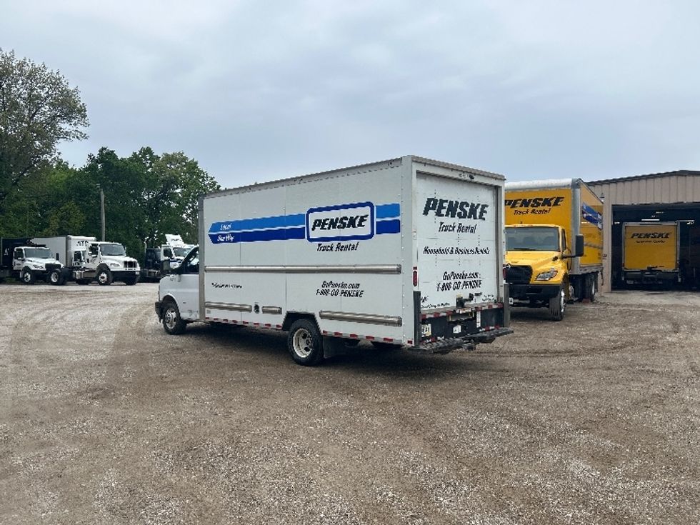Light Duty Box Truck-Light and Medium Duty Trucks-GMC-2022-Savana G33903-Moberly-MO-104,060\n\t\tmiles-$ 33,250 - Image 6