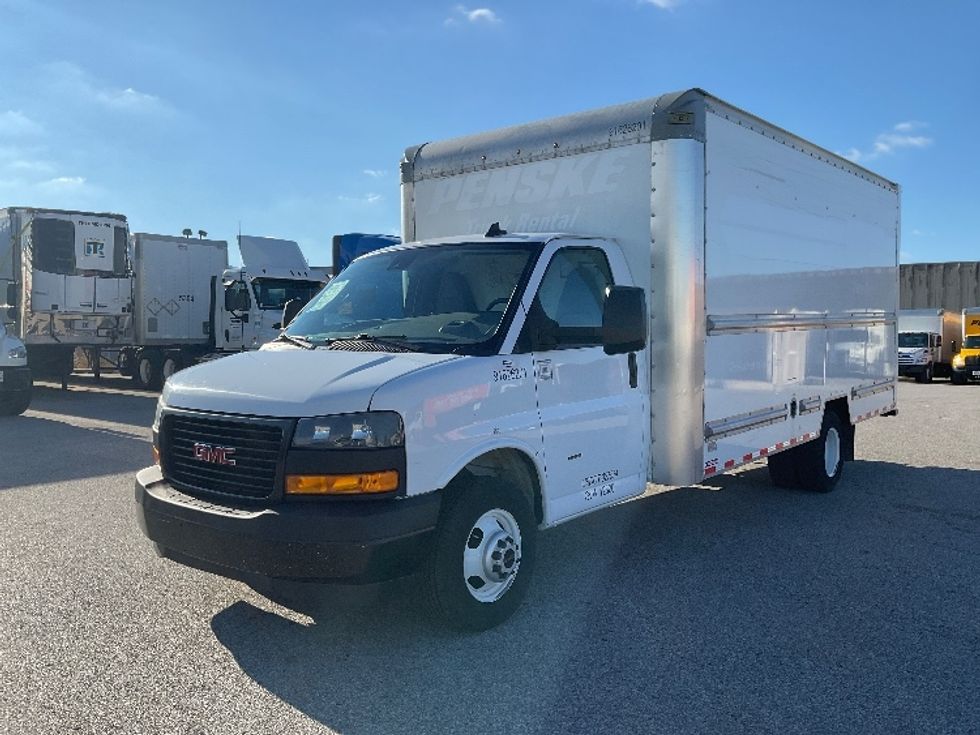 Light Duty Box Truck-Light and Medium Duty Trucks-GMC-2022-Savana G33903-Moberly-MO-96,687\n\t\tmiles-$ 31,750 - Image 3