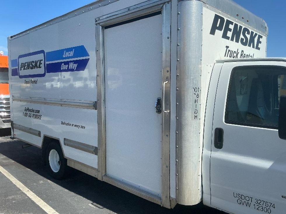 Light Duty Box Truck-Light and Medium Duty Trucks-GMC-2022-Savana G33903-Mobile-AL-68,394\n\t\tmiles-$ 38,250 - Image 24