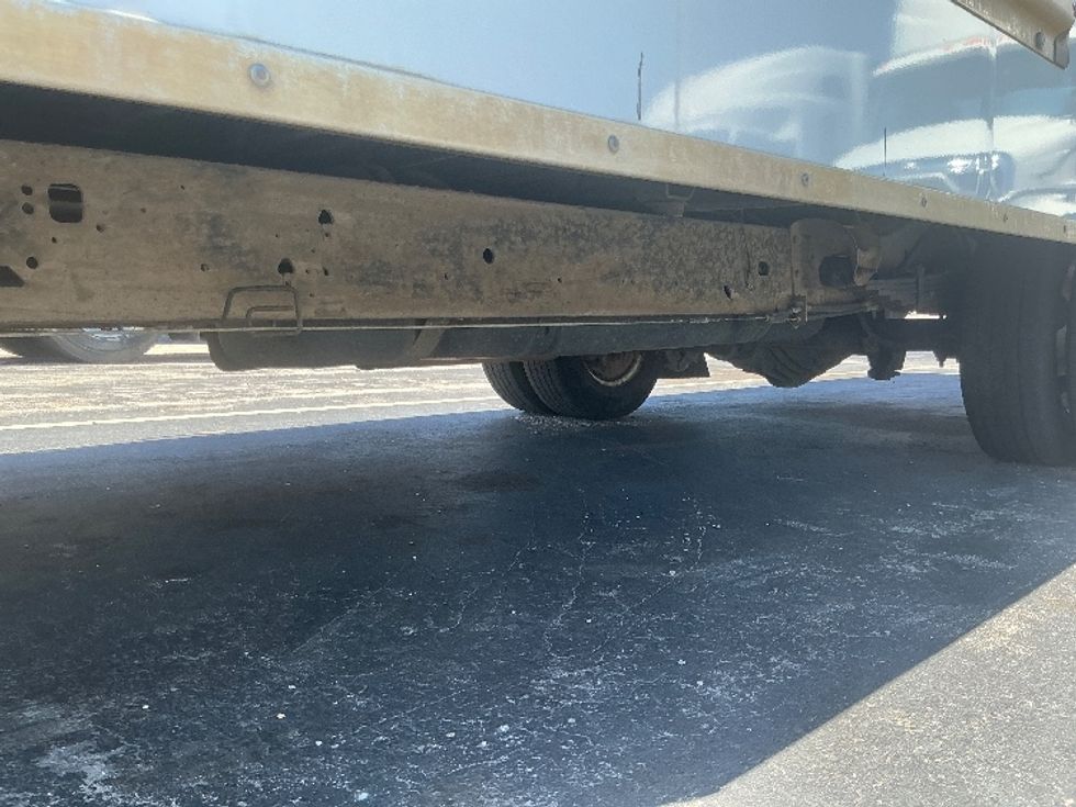 Light Duty Box Truck-Light and Medium Duty Trucks-GMC-2022-Savana G33903-Mobile-AL-68,394\n\t\tmiles-$ 38,250 - Image 5