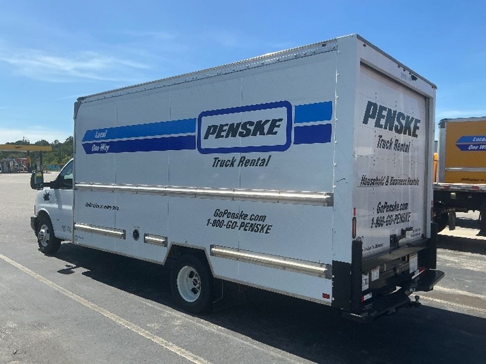 Light Duty Box Truck-Light and Medium Duty Trucks-GMC-2022-Savana G33903-Mobile-AL-68,394\n\t\tmiles-$ 38,250 - Image 6