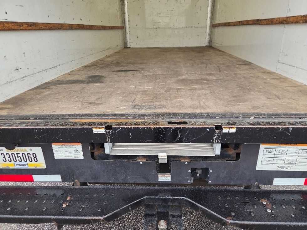 Light Duty Box Truck-Light and Medium Duty Trucks-GMC-2022-Savana G33903-Mobile-AL-68,420\n\t\tmiles-$ 34,500 - Image 10