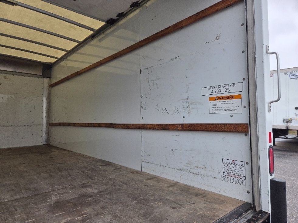Light Duty Box Truck-Light and Medium Duty Trucks-GMC-2022-Savana G33903-Mobile-AL-68,420\n\t\tmiles-$ 34,500 - Image 12