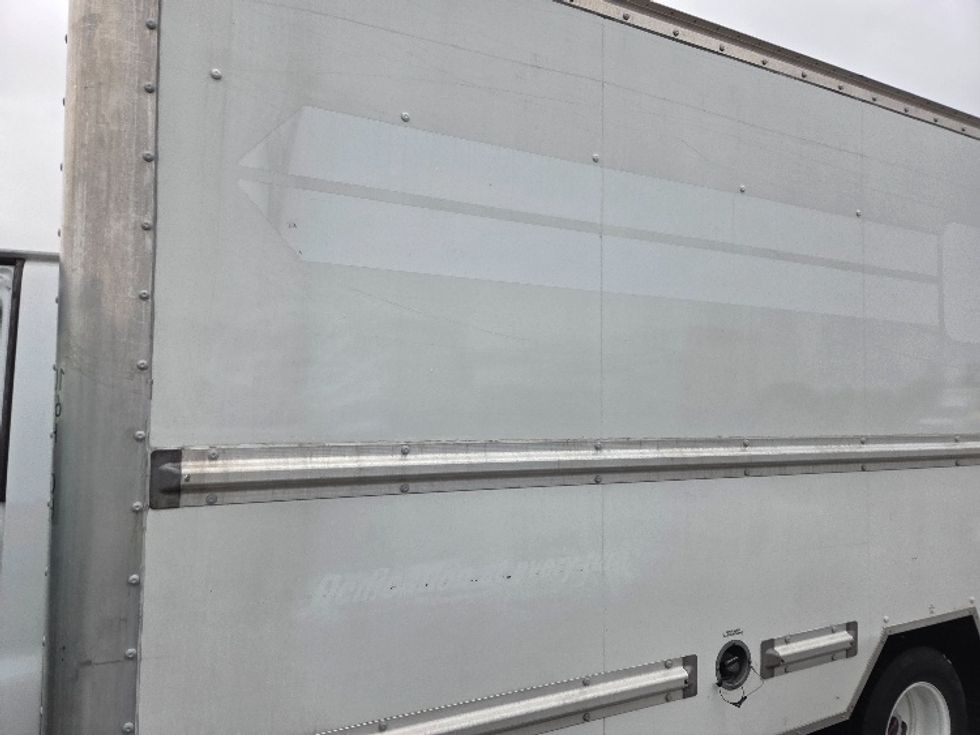 Light Duty Box Truck-Light and Medium Duty Trucks-GMC-2022-Savana G33903-Mobile-AL-68,420\n\t\tmiles-$ 34,500 - Image 25