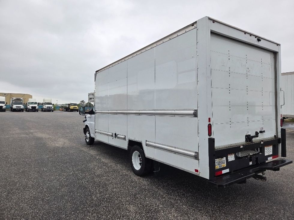 Light Duty Box Truck-Light and Medium Duty Trucks-GMC-2022-Savana G33903-Mobile-AL-68,420\n\t\tmiles-$ 34,500 - Image 6