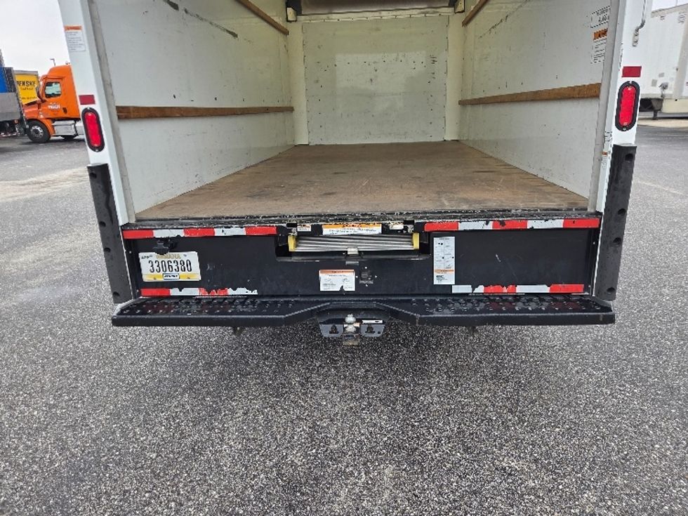 Light Duty Box Truck-Light and Medium Duty Trucks-GMC-2022-Savana G33903-Mobile-AL-74,184\n\t\tmiles-$ 33,750 - Image 9