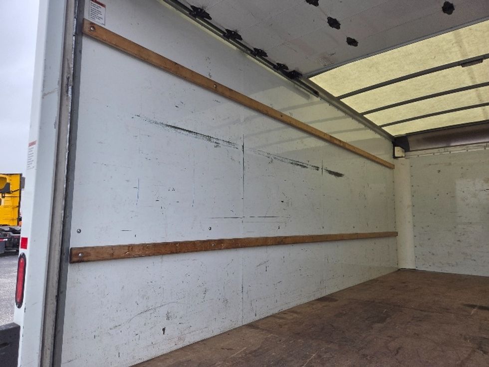 Light Duty Box Truck-Light and Medium Duty Trucks-GMC-2022-Savana G33903-Mobile-AL-92,401\n\t\tmiles-$ 31,750 - Image 11