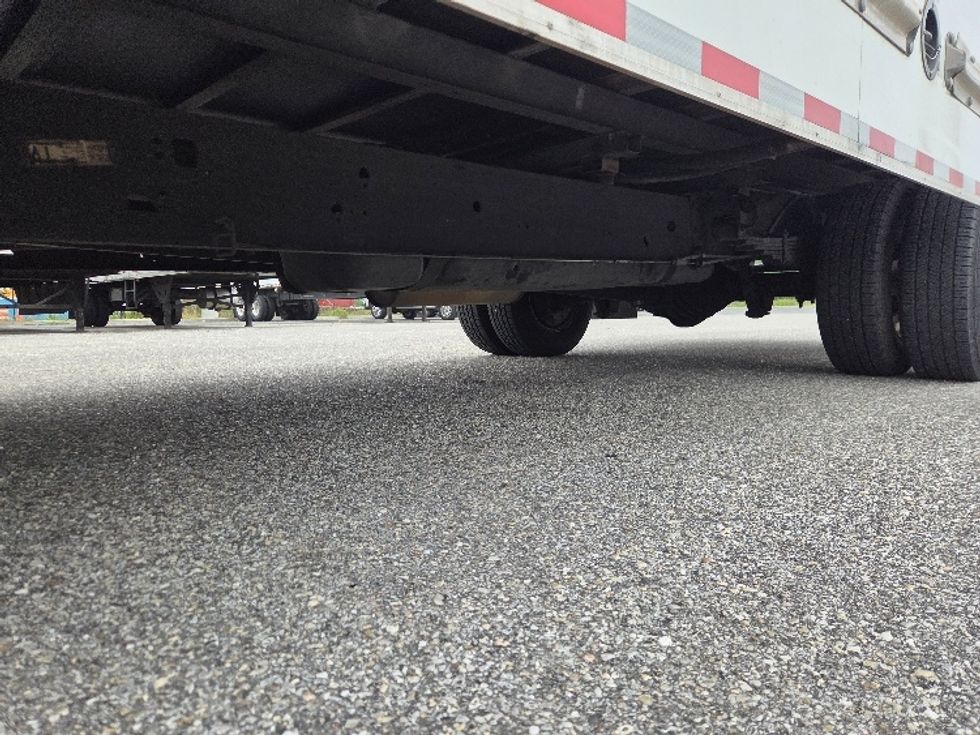 Light Duty Box Truck-Light and Medium Duty Trucks-GMC-2022-Savana G33903-Mobile-AL-92,401\n\t\tmiles-$ 31,750 - Image 5