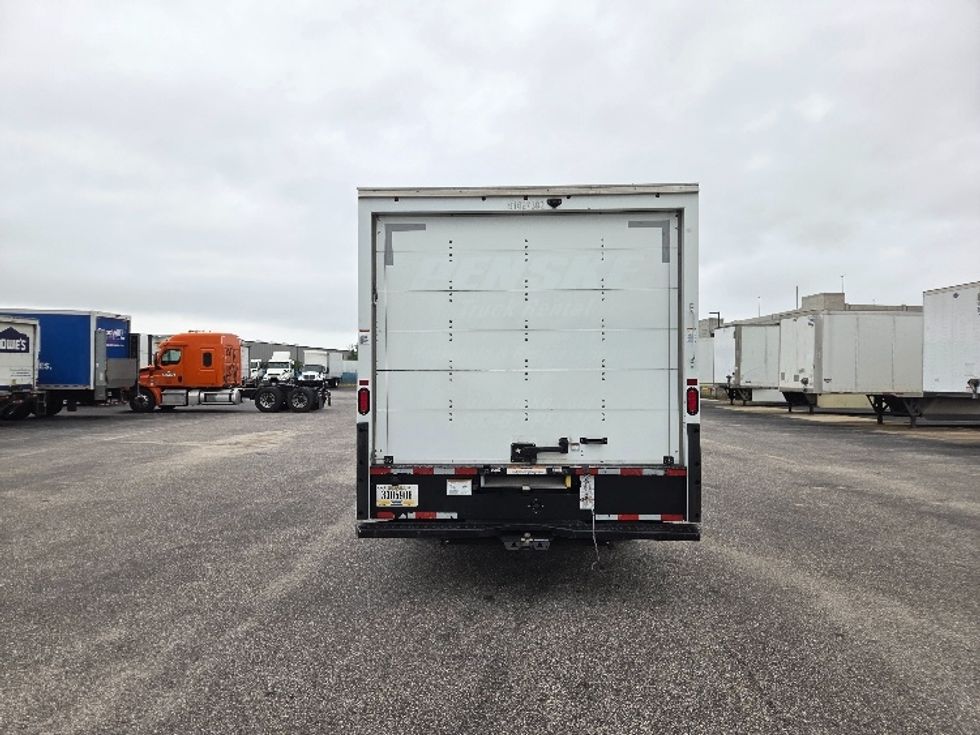Light Duty Box Truck-Light and Medium Duty Trucks-GMC-2022-Savana G33903-Mobile-AL-92,401\n\t\tmiles-$ 31,750 - Image 7