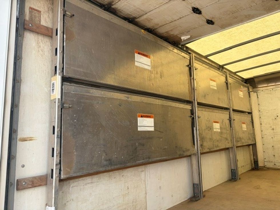 Light Duty Box Truck-Light and Medium Duty Trucks-GMC-2022-Savana G33903-Monroe-LA-92,243\n\t\tmiles-$ 33,750 - Image 9