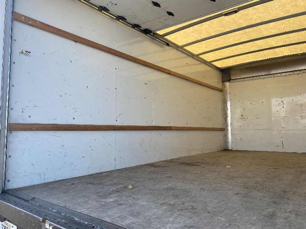 Light Duty Box Truck-Light and Medium Duty Trucks-GMC-2022-Savana G33903-Montebello-CA-91,634\n\t\tmiles-$ 35,250 - Image 10