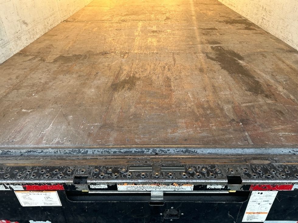 Light Duty Box Truck-Light and Medium Duty Trucks-GMC-2022-Savana G33903-Montgomery-NY-127,402\n\t\tmiles-$ 23,750 - Image 10