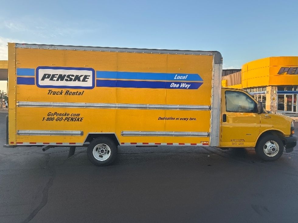 Light Duty Box Truck-Light and Medium Duty Trucks-GMC-2022-Savana G33903-Montgomery-NY-127,402\n\t\tmiles-$ 23,750 - Image 15