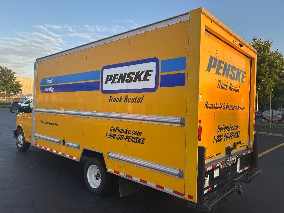 Light Duty Box Truck-Light and Medium Duty Trucks-GMC-2022-Savana G33903-Montgomery-NY-127,402\n\t\tmiles-$ 23,750 - Image 6