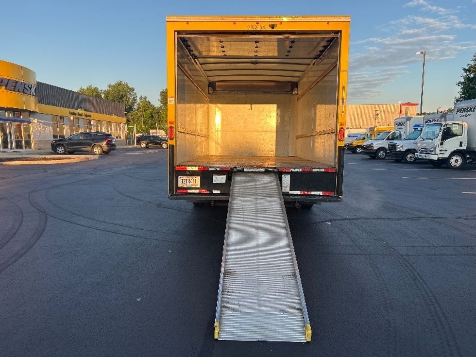 Light Duty Box Truck-Light and Medium Duty Trucks-GMC-2022-Savana G33903-Montgomery-NY-127,402\n\t\tmiles-$ 23,750 - Image 9