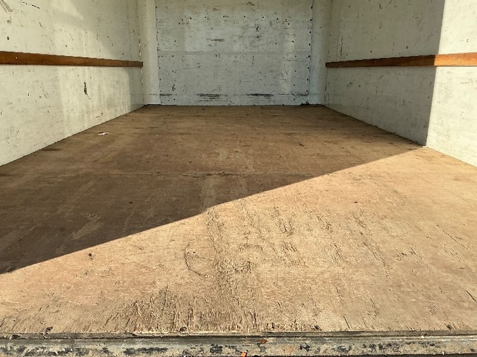 Light Duty Box Truck-Light and Medium Duty Trucks-GMC-2022-Savana G33903-Montgomery-NY-136,198\n\t\tmiles-$ 21,000 - Image 10