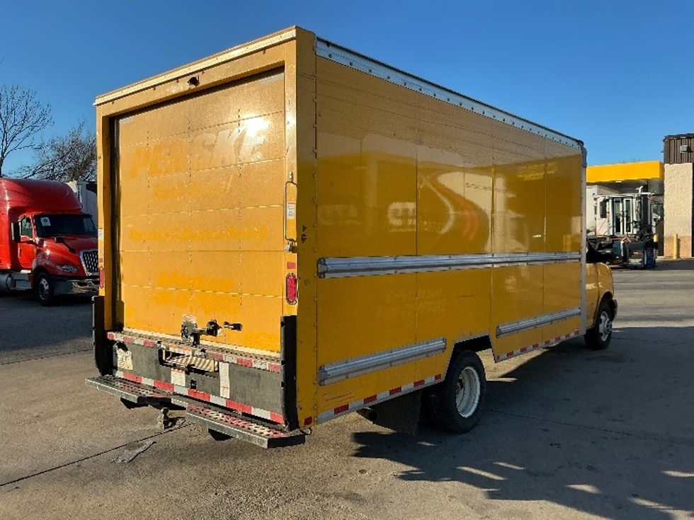 Light Duty Box Truck-Light and Medium Duty Trucks-GMC-2022-Savana G33903-Montgomery-NY-136,198\n\t\tmiles-$ 21,000 - Image 13