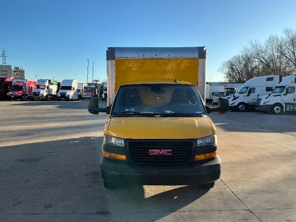 Light Duty Box Truck-Light and Medium Duty Trucks-GMC-2022-Savana G33903-Montgomery-NY-136,198\n\t\tmiles-$ 21,000 - Image 2