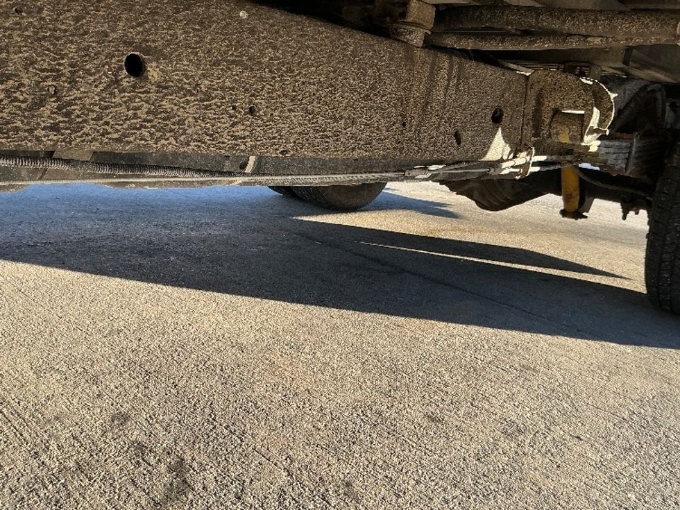 Light Duty Box Truck-Light and Medium Duty Trucks-GMC-2022-Savana G33903-Montgomery-NY-136,198\n\t\tmiles-$ 21,000 - Image 5