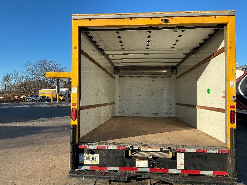 Light Duty Box Truck-Light and Medium Duty Trucks-GMC-2022-Savana G33903-Montgomery-NY-136,198\n\t\tmiles-$ 21,000 - Image 8