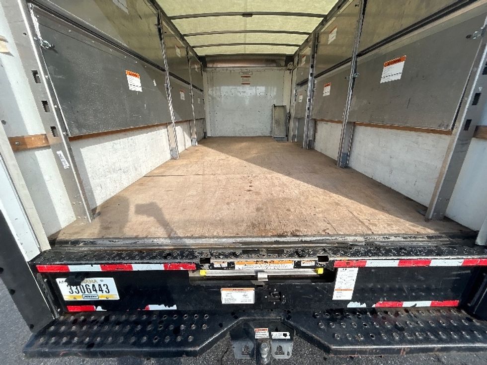 Light Duty Box Truck-Light and Medium Duty Trucks-GMC-2022-Savana G33903-Montgomery-NY-57,693\n\t\tmiles-$ 36,750 - Image 9
