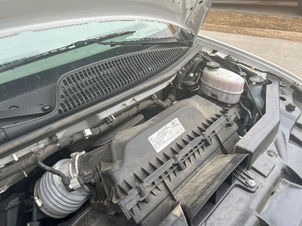 Light Duty Box Truck-Light and Medium Duty Trucks-GMC-2022-Savana G33903-Morrisville-NC-44,793\n\t\tmiles-$ 46,750 - Image 23