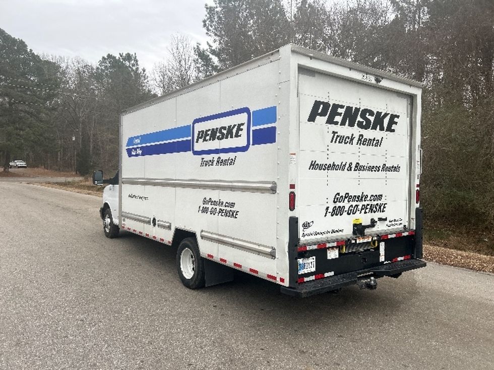 Light Duty Box Truck-Light and Medium Duty Trucks-GMC-2022-Savana G33903-Morrisville-NC-44,793\n\t\tmiles-$ 46,750 - Image 6
