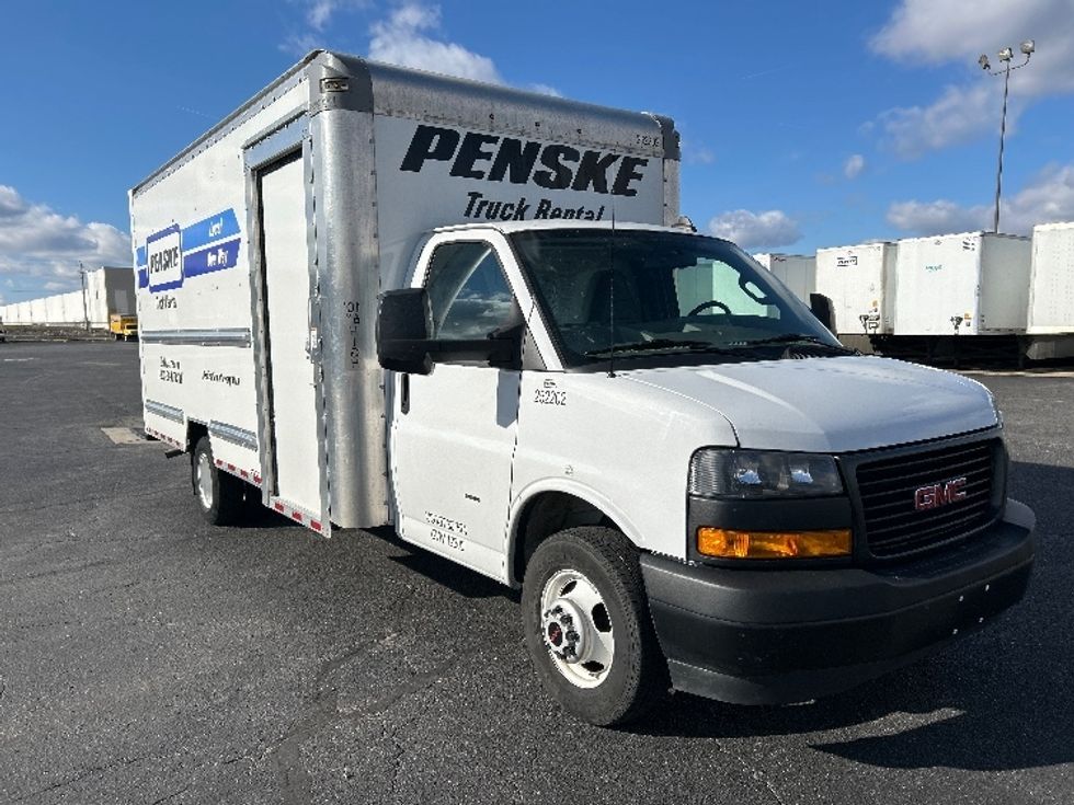 Light Duty Box Truck-Light and Medium Duty Trucks-GMC-2022-Savana G33903-Mount Juliet-TN-34,970\n\t\tmiles-$ 50,250 - Image 1