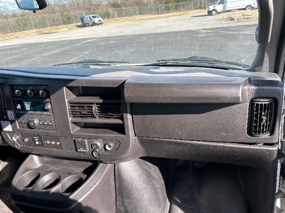 Light Duty Box Truck-Light and Medium Duty Trucks-GMC-2022-Savana G33903-Mount Juliet-TN-34,970\n\t\tmiles-$ 50,250 - Image 19