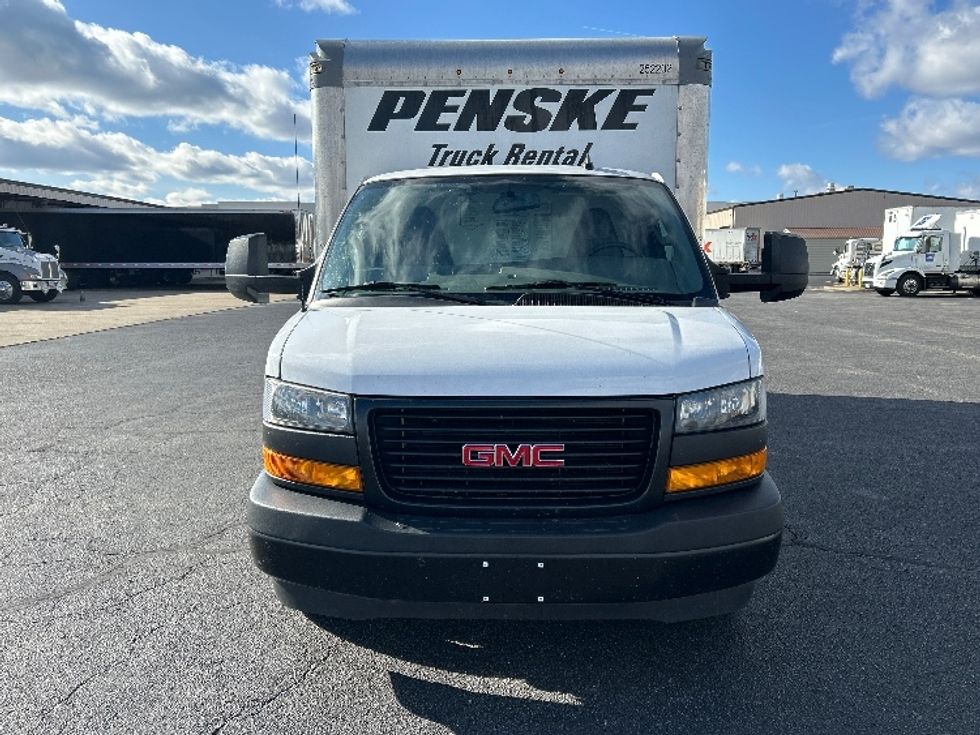 Light Duty Box Truck-Light and Medium Duty Trucks-GMC-2022-Savana G33903-Mount Juliet-TN-34,970\n\t\tmiles-$ 50,250 - Image 2