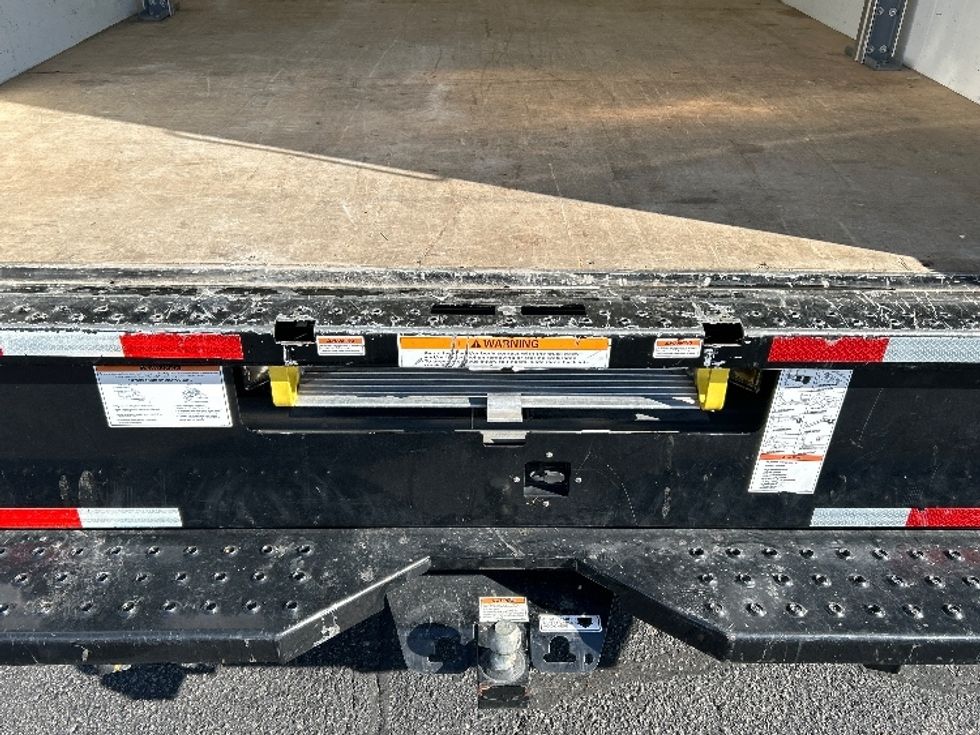 Light Duty Box Truck-Light and Medium Duty Trucks-GMC-2022-Savana G33903-Mount Juliet-TN-34,970\n\t\tmiles-$ 50,250 - Image 9