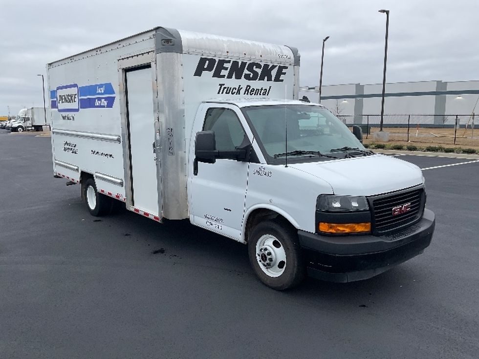 Light Duty Box Truck-Light and Medium Duty Trucks-GMC-2022-Savana G33903-Mount Juliet-TN-44,006\n\t\tmiles-$ 49,000 - Image 1