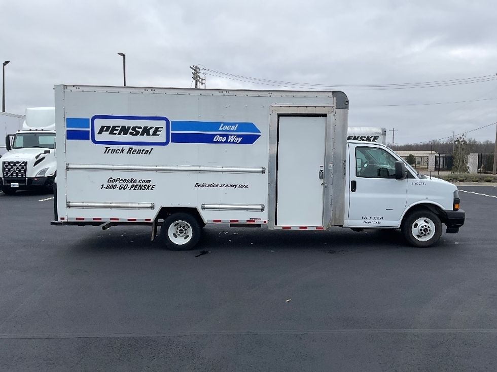 Light Duty Box Truck-Light and Medium Duty Trucks-GMC-2022-Savana G33903-Mount Juliet-TN-44,006\n\t\tmiles-$ 49,000 - Image 15