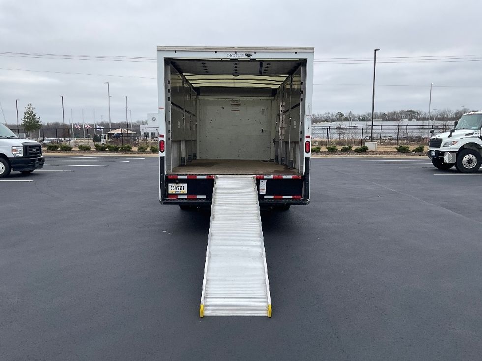 Light Duty Box Truck-Light and Medium Duty Trucks-GMC-2022-Savana G33903-Mount Juliet-TN-44,006\n\t\tmiles-$ 49,000 - Image 9