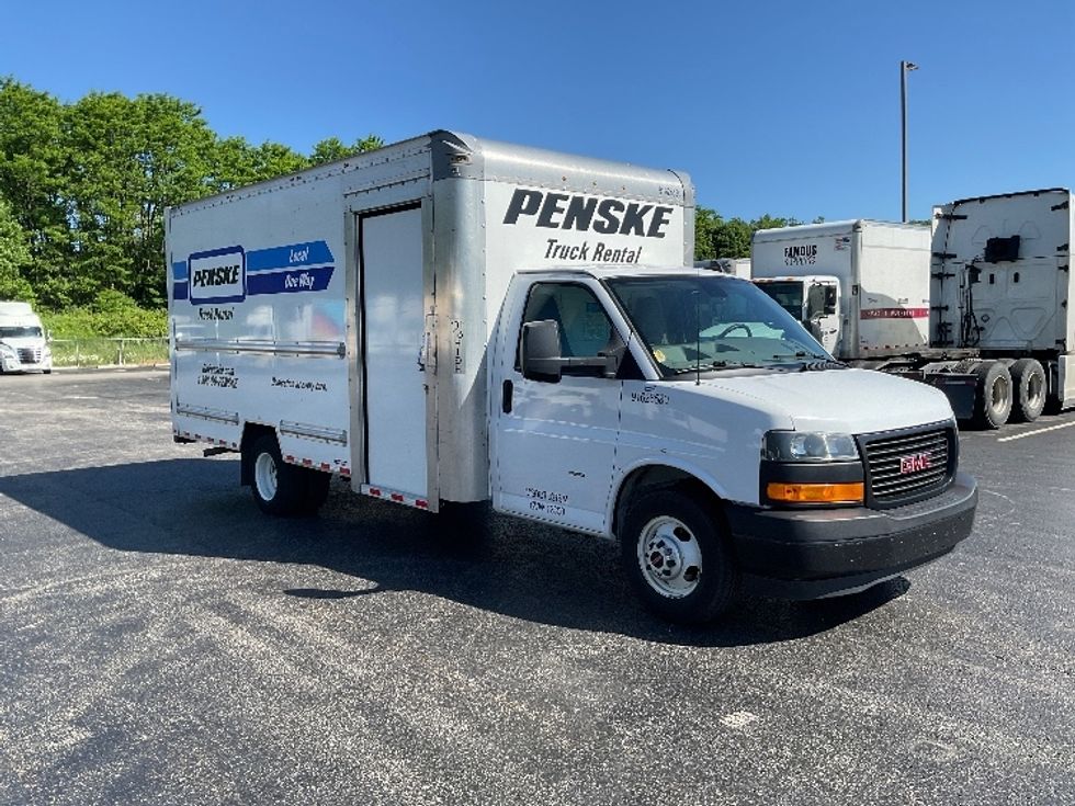 Light Duty Box Truck-Light and Medium Duty Trucks-GMC-2022-Savana G33903-Mount Pleasant-PA-57,513\n\t\tmiles-$ 40,000 - Image 1