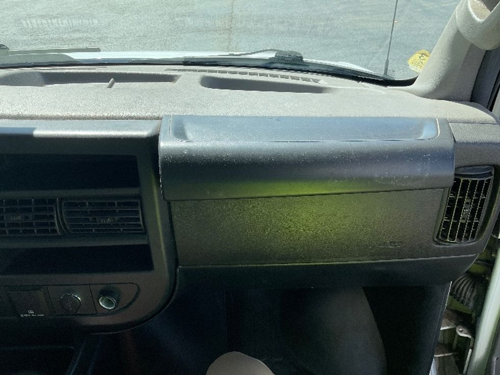 Light Duty Box Truck-Light and Medium Duty Trucks-GMC-2022-Savana G33903-Mount Pleasant-PA-57,513\n\t\tmiles-$ 40,000 - Image 21