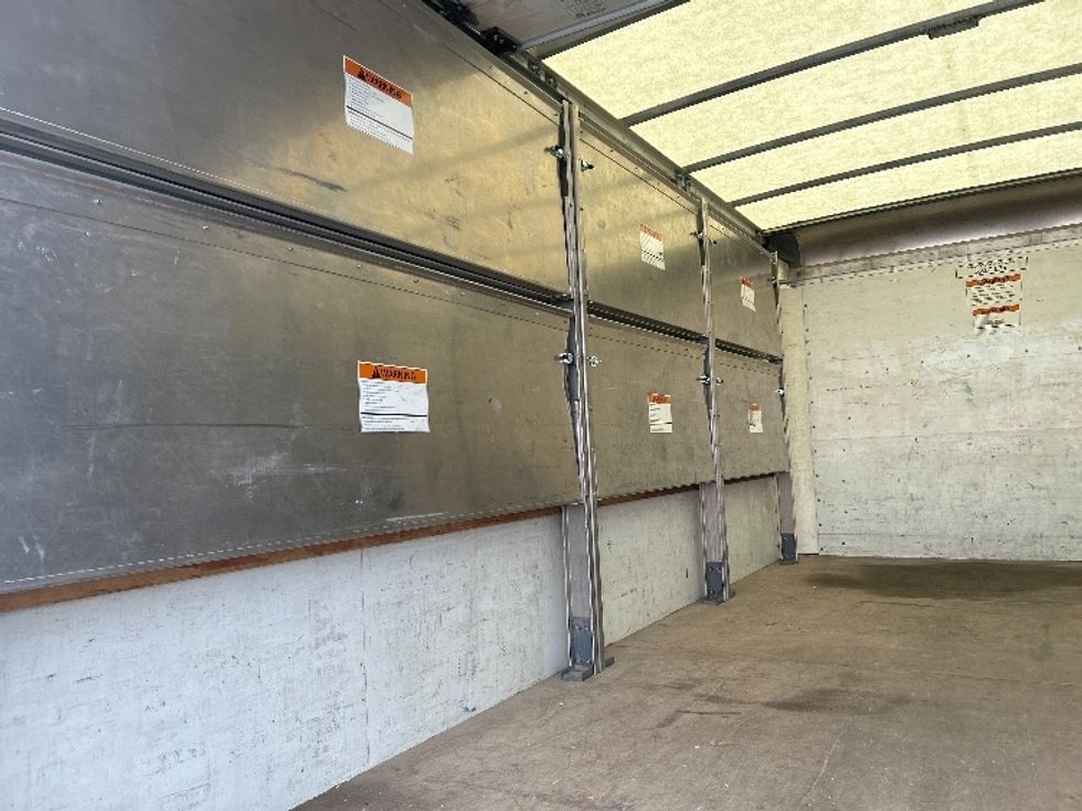 Light Duty Box Truck-Light and Medium Duty Trucks-GMC-2022-Savana G33903-Murfreesboro-TN-59,724\n\t\tmiles-$ 40,500 - Image 10