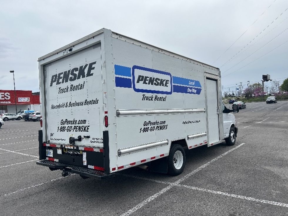 Light Duty Box Truck-Light and Medium Duty Trucks-GMC-2022-Savana G33903-Murfreesboro-TN-59,724\n\t\tmiles-$ 40,500 - Image 12