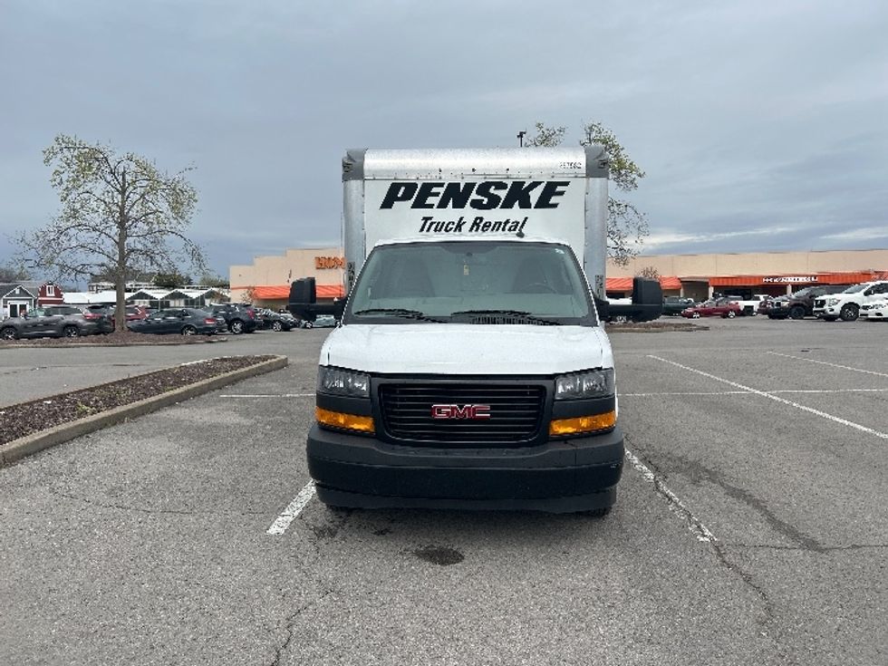 Light Duty Box Truck-Light and Medium Duty Trucks-GMC-2022-Savana G33903-Murfreesboro-TN-59,724\n\t\tmiles-$ 40,500 - Image 2