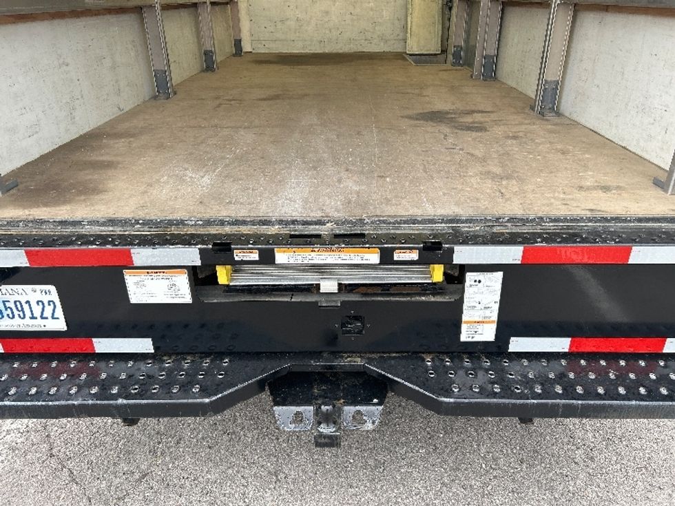 Light Duty Box Truck-Light and Medium Duty Trucks-GMC-2022-Savana G33903-Murfreesboro-TN-59,724\n\t\tmiles-$ 40,500 - Image 9