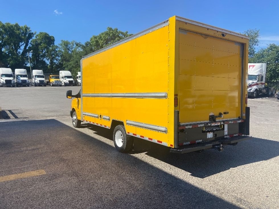 Light Duty Box Truck-Light and Medium Duty Trucks-GMC-2022-Savana G33903-Nashville (Mount Juliet)-TN-80,734\n\t\tmiles-$ 29,500 - Image 6