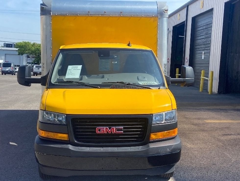 Light Duty Box Truck-Light and Medium Duty Trucks-GMC-2022-Savana G33903-Nashville (Mount Juliet)-TN-80,734\n\t\tmiles-$ 29,500 - Image 2