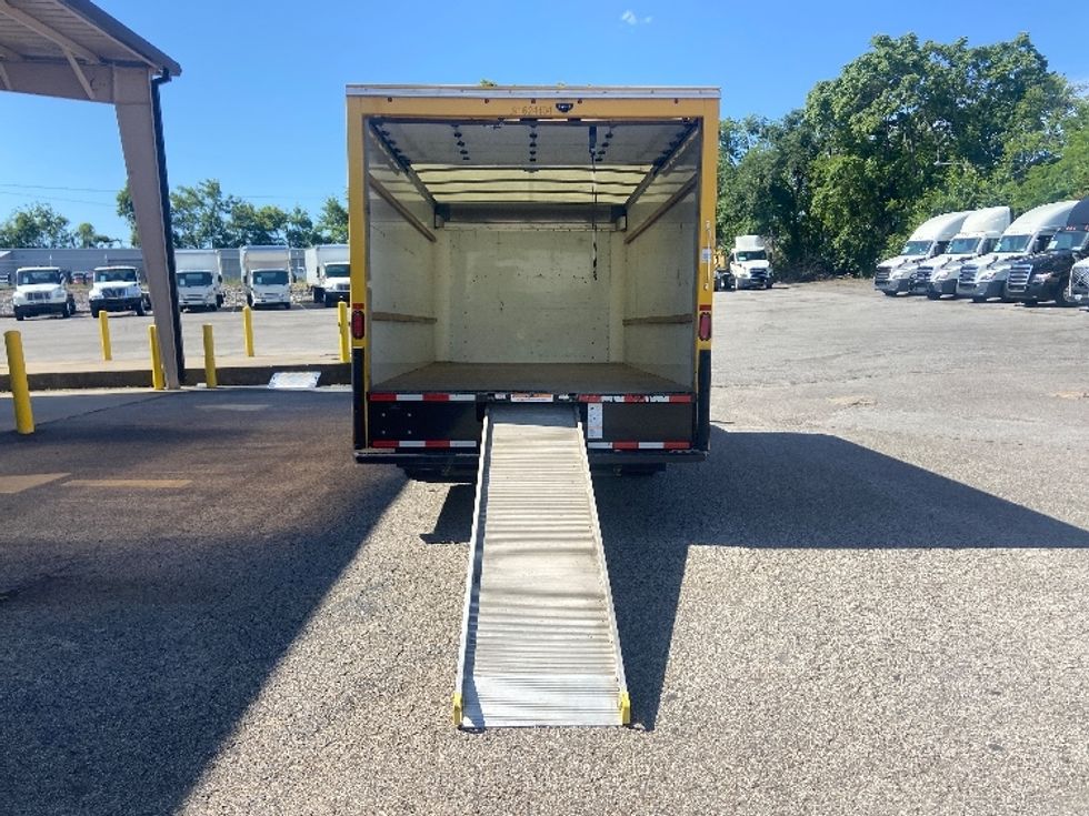 Light Duty Box Truck-Light and Medium Duty Trucks-GMC-2022-Savana G33903-Nashville (Mount Juliet)-TN-80,734\n\t\tmiles-$ 29,500 - Image 9